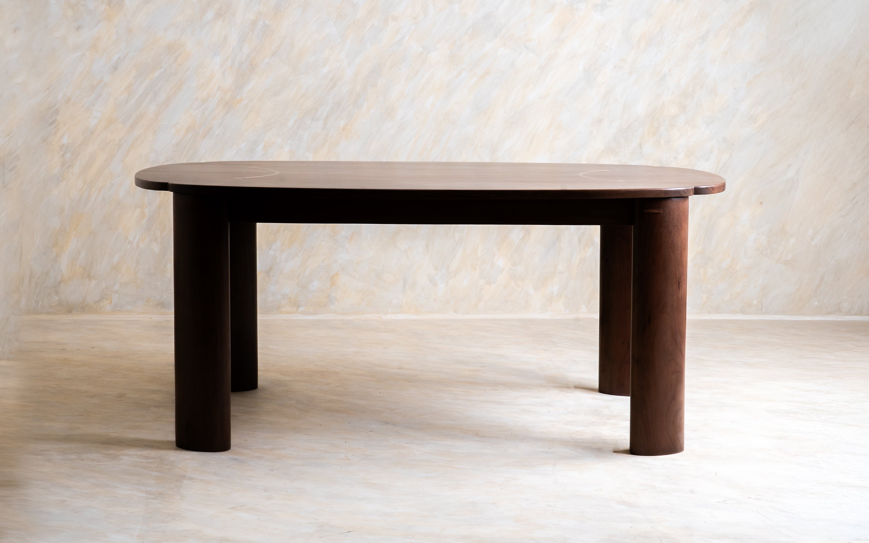 Twilight Dining Table 6 Seater - Close shot - Orange Tree